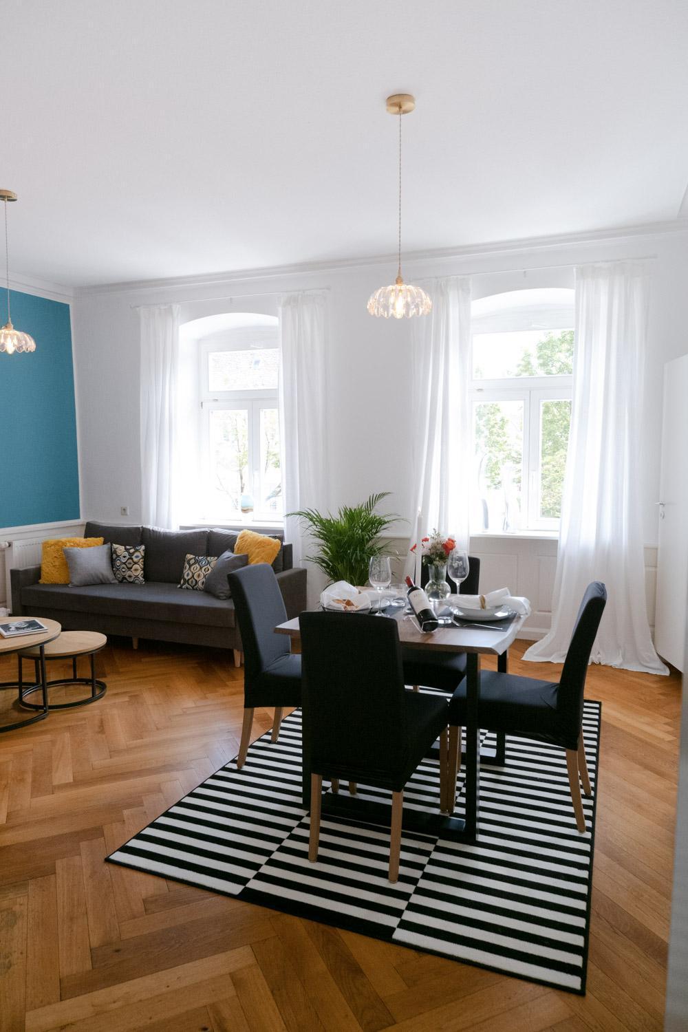 Bella Casa - Business&Family - 2 Zimmer Direkt Neben Schloss, Parkplatz, Smarttv, Netflix, Waschmaschine, 24H Checkin, 71Qm, Kingsizebett, Hotelbettwaesche Ludwigsburg Exterior foto