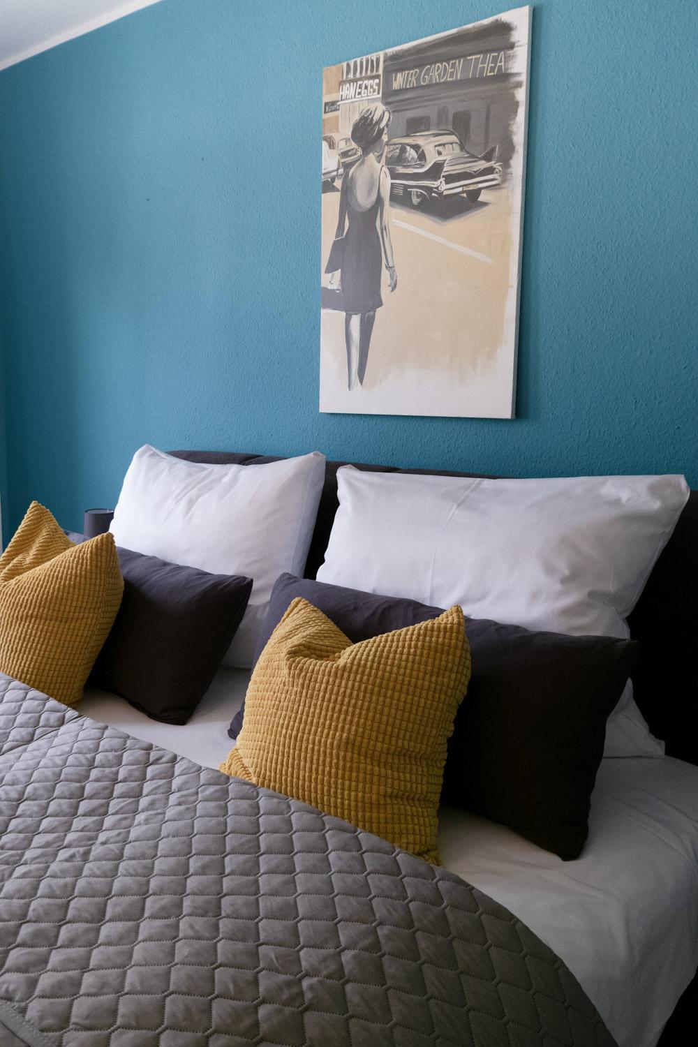 Bella Casa - Business&Family - 2 Zimmer Direkt Neben Schloss, Parkplatz, Smarttv, Netflix, Waschmaschine, 24H Checkin, 71Qm, Kingsizebett, Hotelbettwaesche Ludwigsburg Exterior foto